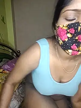 Snapshot of Love143A chatting on December 22, 9:42 am Love143A online show from December 22, 9:42 am