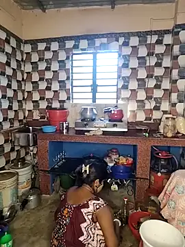 Love143A online show from April 14, 4:17 am