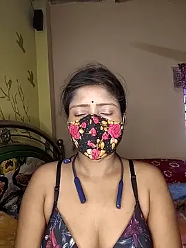 Love143A online show from March 26, 4:11 am