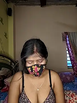 Love143A online show from April 7, 3:52 am