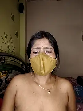 Love143A online show from April 15, 2:54 pm