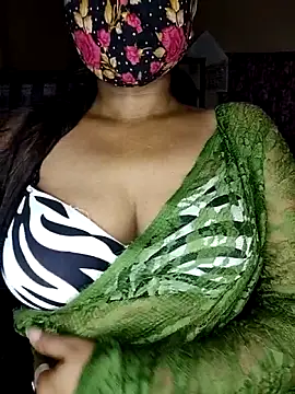 Snapshot of Love143A chatting on May 20, 5:32 pm Love143A online show from May 20, 5:32 pm