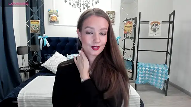 Snapshot of LoraSunnyy chatting on September 19, 7:56 am LoraSunnyy online show from September 19, 7:56 am