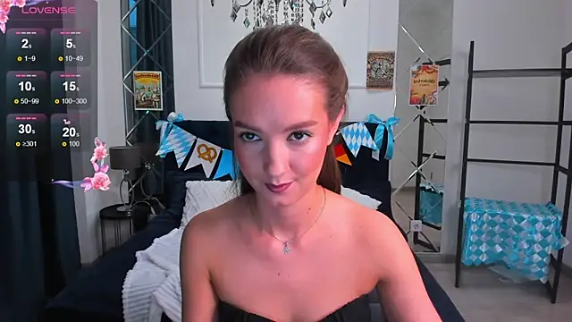 Snapshot of LoraSunnyy chatting on September 21, 3:22 am LoraSunnyy online show from September 21, 3:22 am