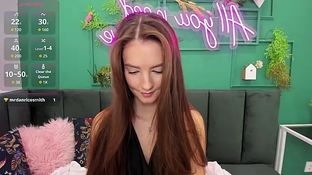 LoraSunnyy online show from March 22, 7:32 am