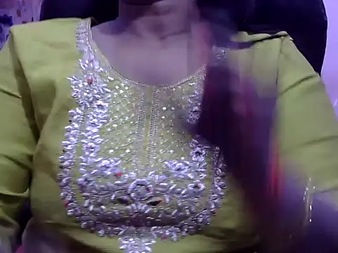 Snapshot of Rimsha_naughty chatting on November 29, 5:29 am Rimsha naughty online show from November 29, 5:29 am