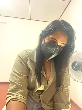 Choco Chuby online show from December 1, 1:45 pm