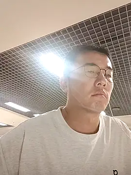 nnnnnan9527 online show from September 18, 2:03 am