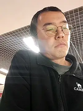 Snapshot of nnnnnan9527 chatting on February 27, 6:35 am nnnnnan9527 online show from February 27, 6:35 am