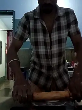 Snapshot of Mr_xxx007@xh chatting on October 31, 5:09 pm Mr xxx007xh online show from October 31, 5:09 pm