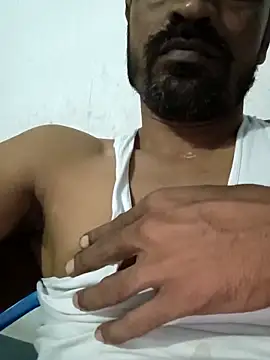 Snapshot of Mr_xxx007@xh chatting on October 6, 5:02 pm Mr xxx007xh online show from October 6, 5:02 pm