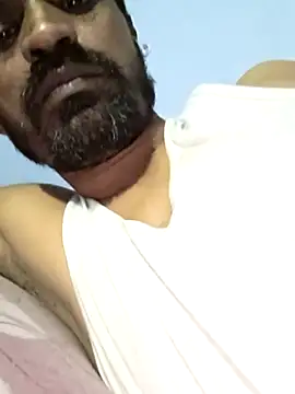 Snapshot of Mr_xxx007@xh chatting on September 20, 5:29 pm Mr xxx007xh online show from September 20, 5:29 pm
