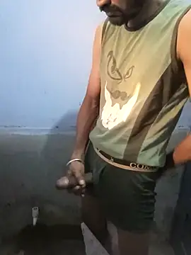 Snapshot of Mr_xxx007@xh chatting on November 23, 2:32 am Mr xxx007xh online show from November 23, 2:32 am