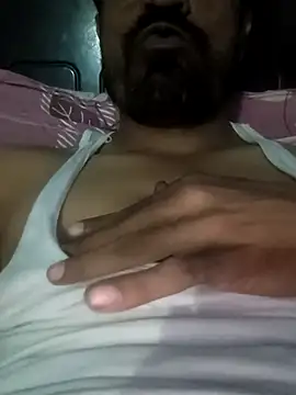 Snapshot of Mr_xxx007@xh chatting on September 18, 2:31 pm Mr xxx007xh online show from September 18, 2:31 pm