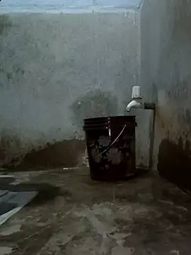 Snapshot of Mr_xxx007@xh chatting on December 1, 2:12 am Mr xxx007xh online show from December 1, 2:12 am