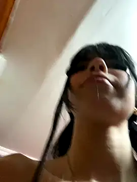 valentinagomez17 online show from October 25, 4:44 am