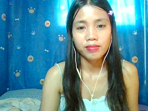 AnnewithanE online show from April 20, 11:17 pm