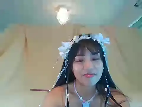 AnnewithanE online show from September 27, 3:34 am