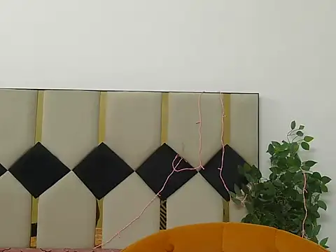 Its-ishikaa online show from October 25, 4:22 am