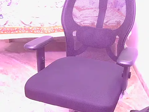 Its-ishikaa online show from December 18, 4:17 am