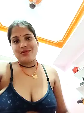 Snapshot of Sexi_savitri chatting on October 5, 5:25 pm Sexi savitri online show from October 5, 5:25 pm