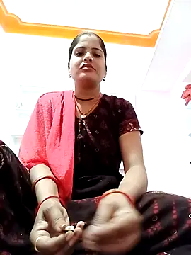 Snapshot of Sexi_savitri chatting on October 10, 6:58 am Sexi savitri online show from October 10, 6:58 am