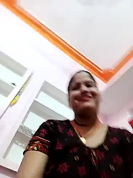 Snapshot of Sexi_savitri chatting on September 28, 9:55 pm Sexi savitri online show from September 28, 9:55 pm