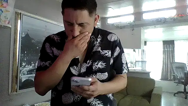 B3toBaby online show from November 16, 9:08 pm