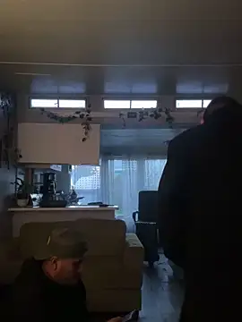 B3toBaby online show from March 22, 1:56 pm