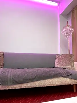 Angel  Vibe online show from October 9, 7:36 pm