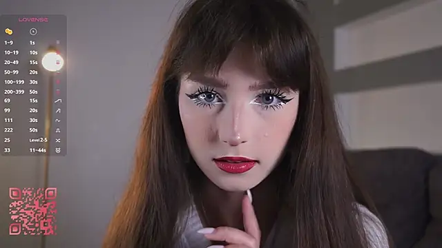 DreamyDaisy online show from October 15, 7:11 pm