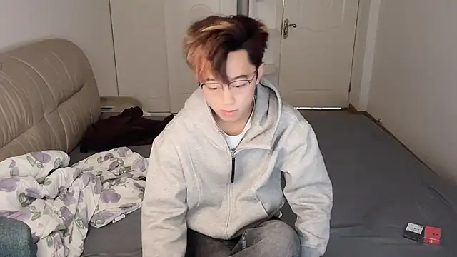 STxuguanhan online show from December 5, 8:02 am