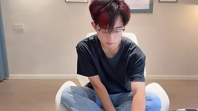 Snapshot of STxuguanhan chatting on September 28, 6:31 am STxuguanhan online show from September 28, 6:31 am
