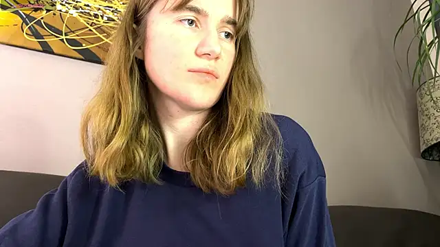 velina   online show from October 14, 8:31 pm