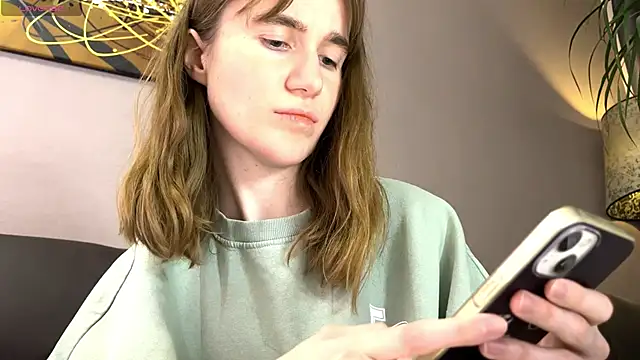 velina   online show from September 30, 7:53 pm