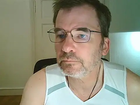 stallionrider88 online show from May 2, 12:16 am