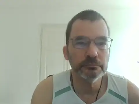 Snapshot of stallionrider88 chatting on March 7, 12:43 pm stallionrider88 online show from March 7, 12:43 pm