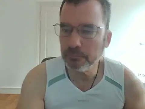 Snapshot of stallionrider88 chatting on March 21, 12:42 pm stallionrider88 online show from March 21, 12:42 pm