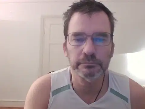 stallionrider88 online show from December 20, 3:48 pm