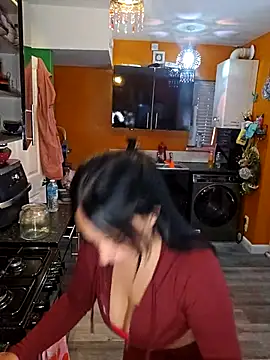 Filthymaddymilfy25 online show from March 22, 1:01 pm