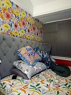 Filthymaddymilfy25 online show from February 5, 5:47 am