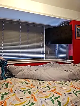 Filthymaddymilfy25 online show from April 7, 8:49 am