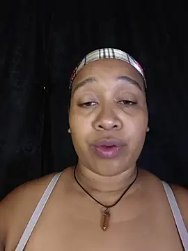 Snapshot of Yera_brown69 chatting on June 26, 2:06 am Yera brown69 online show from June 26, 2:06 am