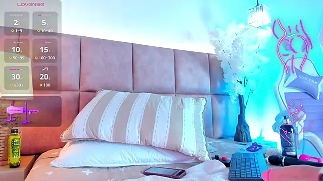 GabbieMonson online show from March 21, 4:44 pm