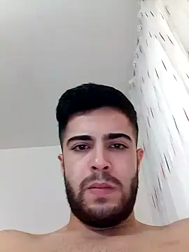 Snapshot of Ozi1910 chatting on September 14, 3:51 am Ozi1910 online show from September 14, 3:51 am