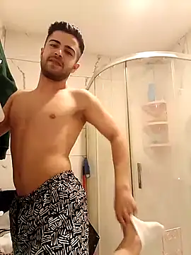 Ozi1910 online show from November 22, 9:13 pm