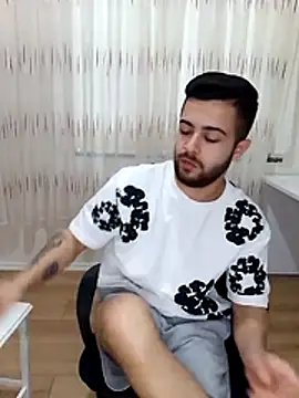 Ozi1910 online show from December 14, 2:00 pm