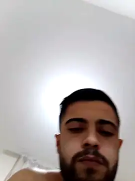 Snapshot of Ozi1910 chatting on October 15, 6:16 pm Ozi1910 online show from October 15, 6:16 pm