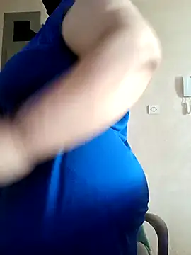 Snapshot of sexy_love997 chatting on October 13, 4:30 pm sexy love997 online show from October 13, 4:30 pm