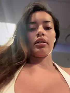 Snapshot of Risky_Workouts chatting on October 20, 7:31 am Risky Workouts online show from October 20, 7:31 am